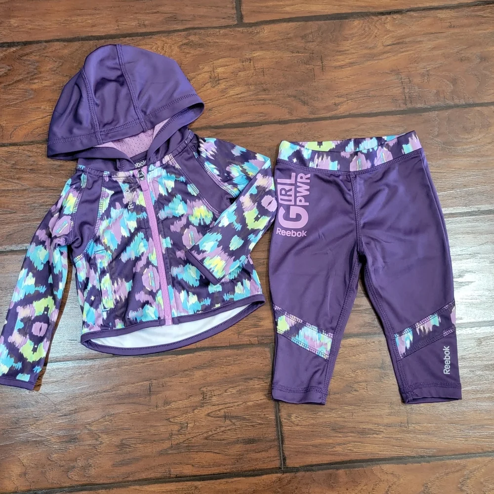 Reebok set - Picture 1 of 9